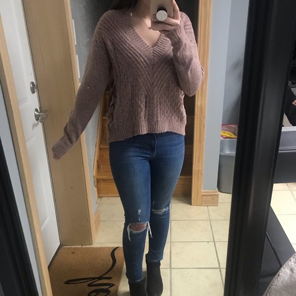 Basic Sweater - Picture 2 of 6